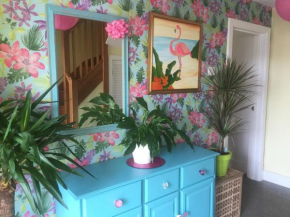 Cheerful 2 bed self contained space in Braunton